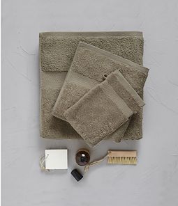 Towel brown taupe 50x100 cm
