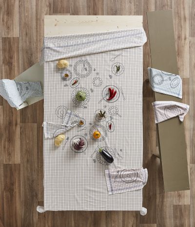 Tablecloth A table