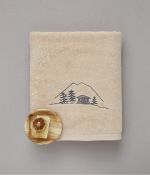 Embroidered bath towel 100x150 cm Chalets seed beige