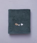 Embroidered bath sheet 100x150 Shetland Irish green