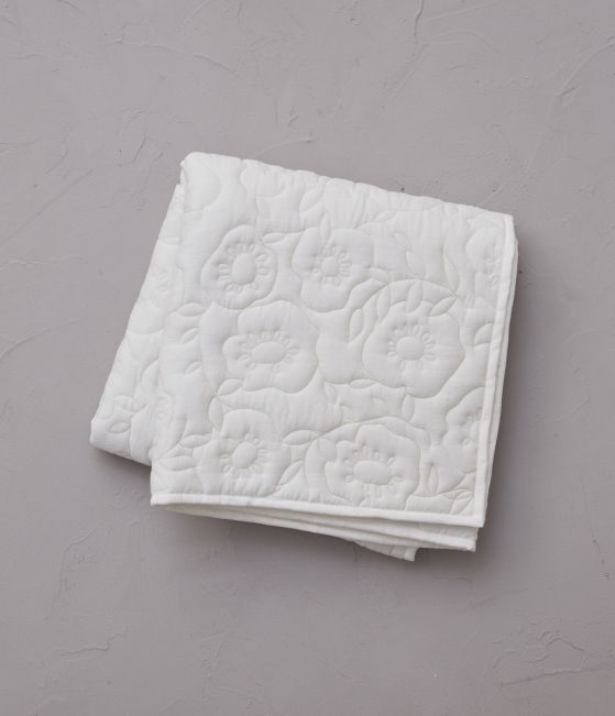 Boutis veil Sunday 230x250