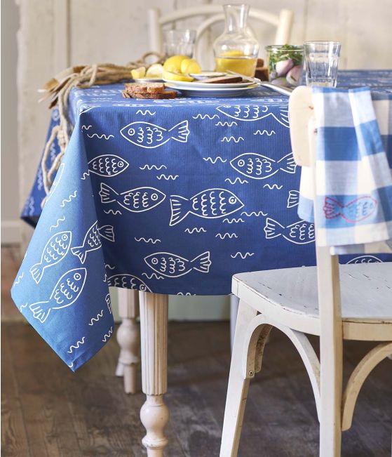 Coated tablecloth Happy fish