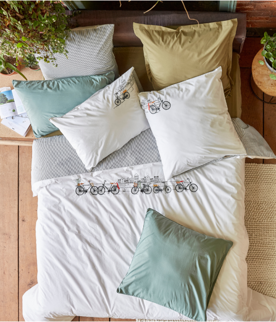 Embroidered duvet cover Amsterdam