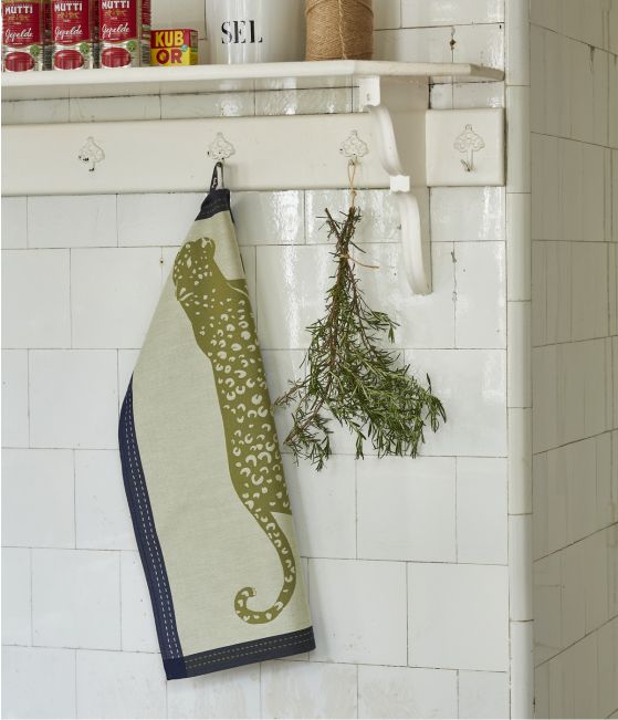 Léo blue jacquard tea towel