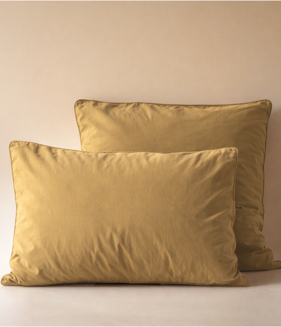Pillowcase wax brown