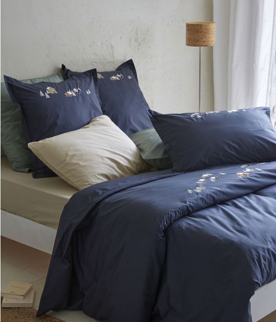 Au coeur de la vallée set of bed linen blue