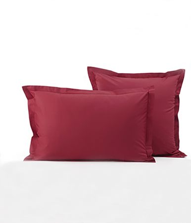 Red pillowcase rouge fétiche