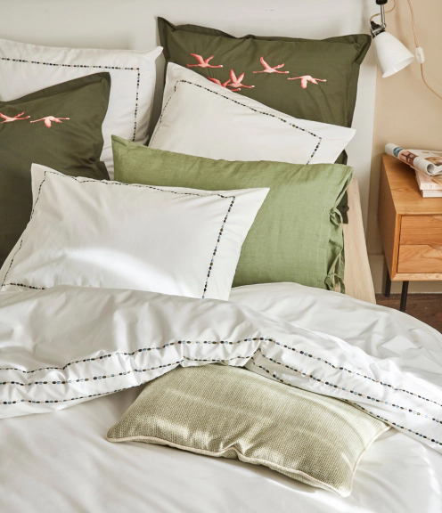 Khaki Bed Threads Towels Set Of Bed Linen En Pointillés