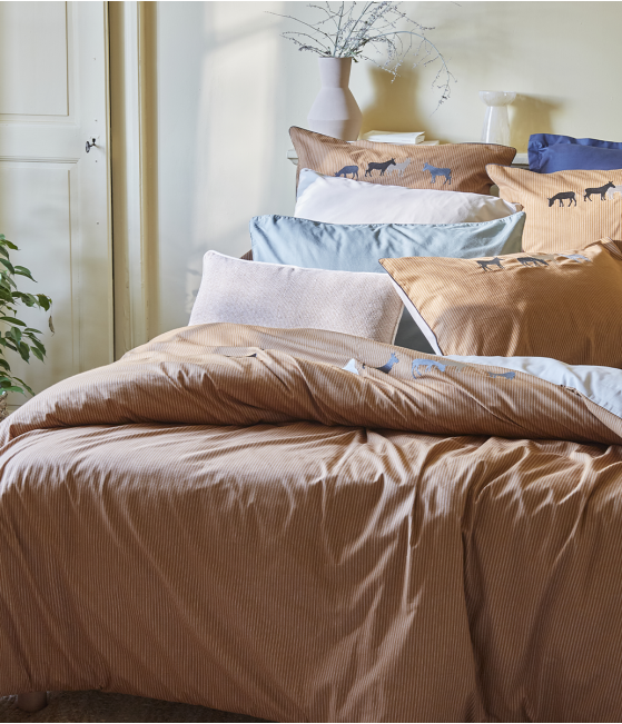 Parure de lit brodée RDV au pré