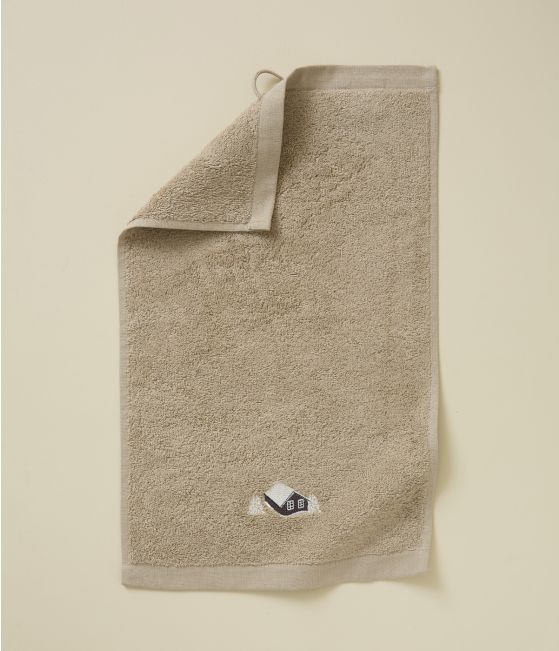 Guest towel Au coeur de la vallée taupe