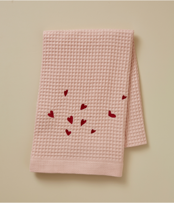 Drap de douche brodé en nid abeille Jolis coeurs rose