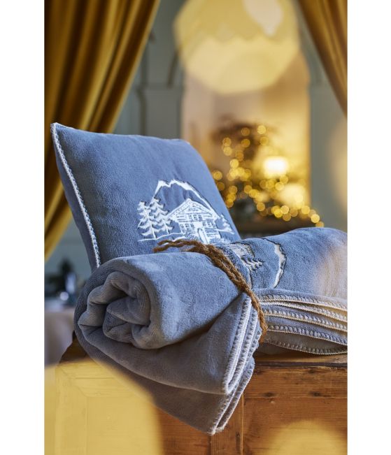 Plaid polaire brodé Chalets d'alpage