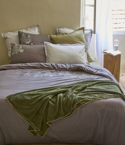 Embroidered Bed Linen Set Trésor des Forêts