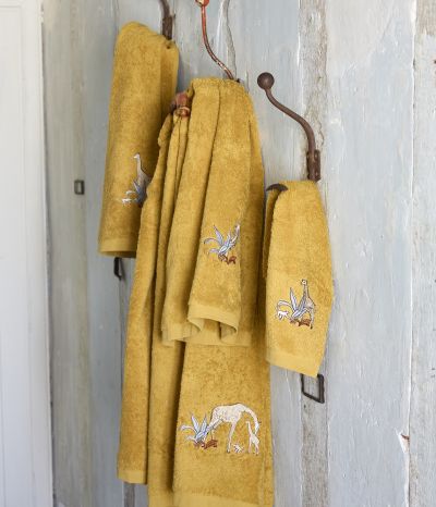 Embroidered Bath Set L'Oasis
